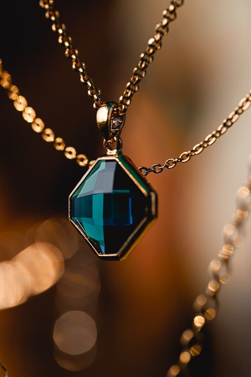 Collares